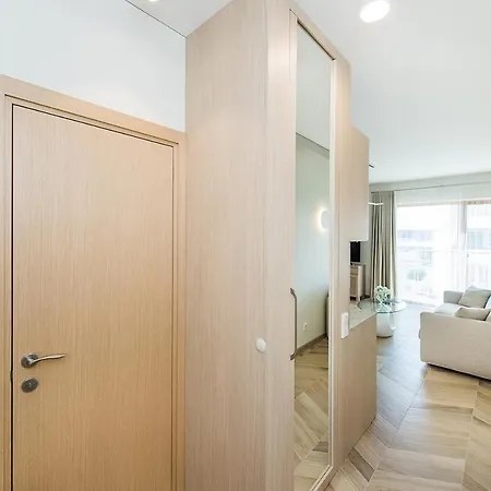 64lt Apartment Kaunas